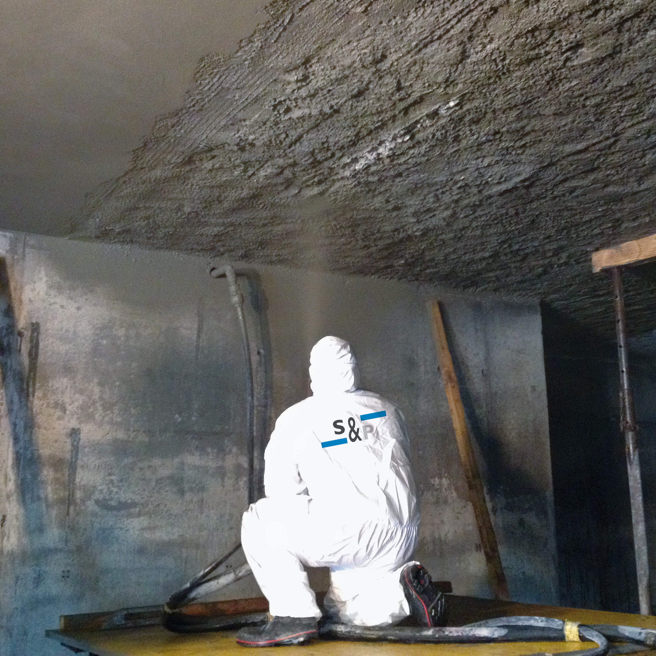 Building construction (seismic retrofit, reinforcement of columns)