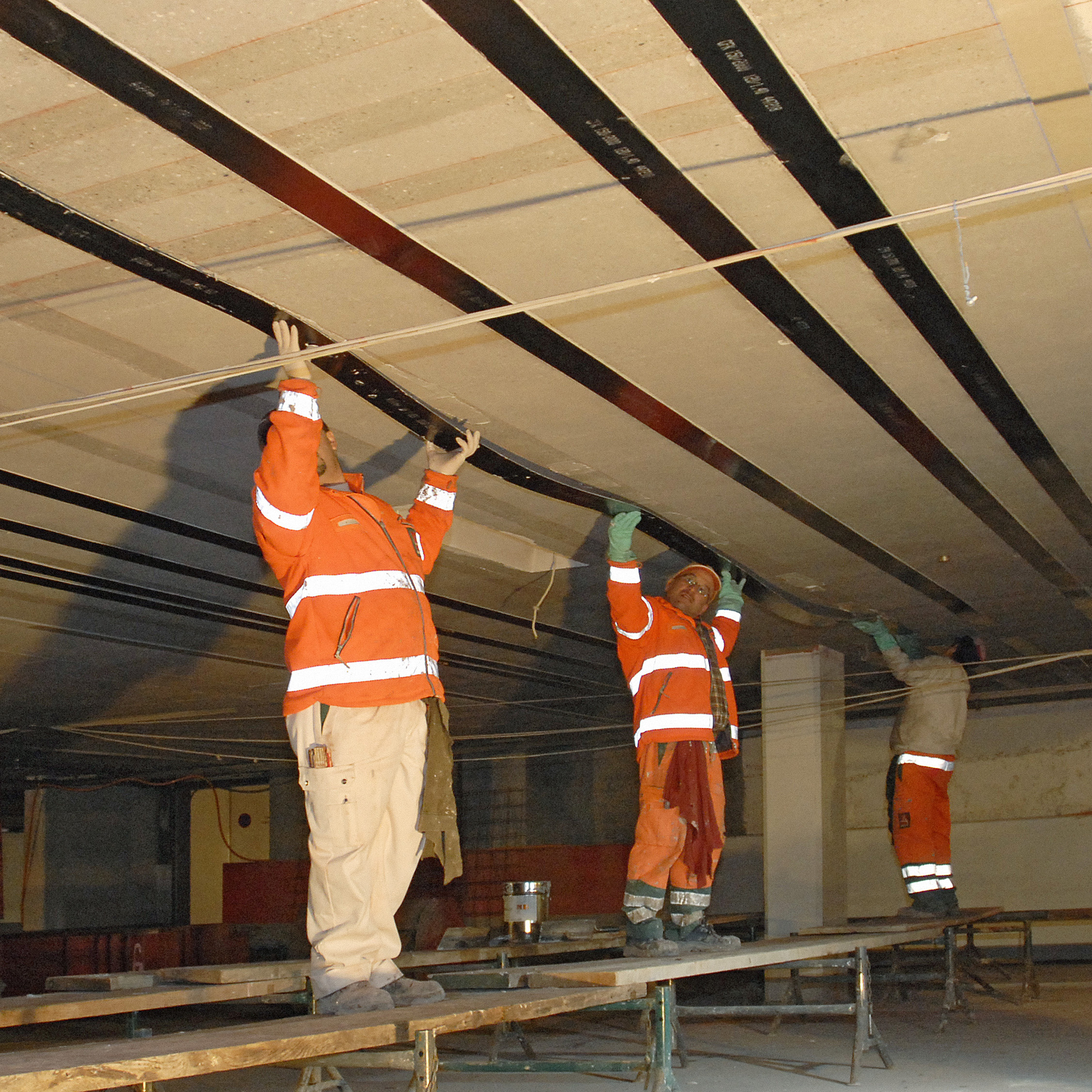 Surface applied S&P C-Laminate (bending)