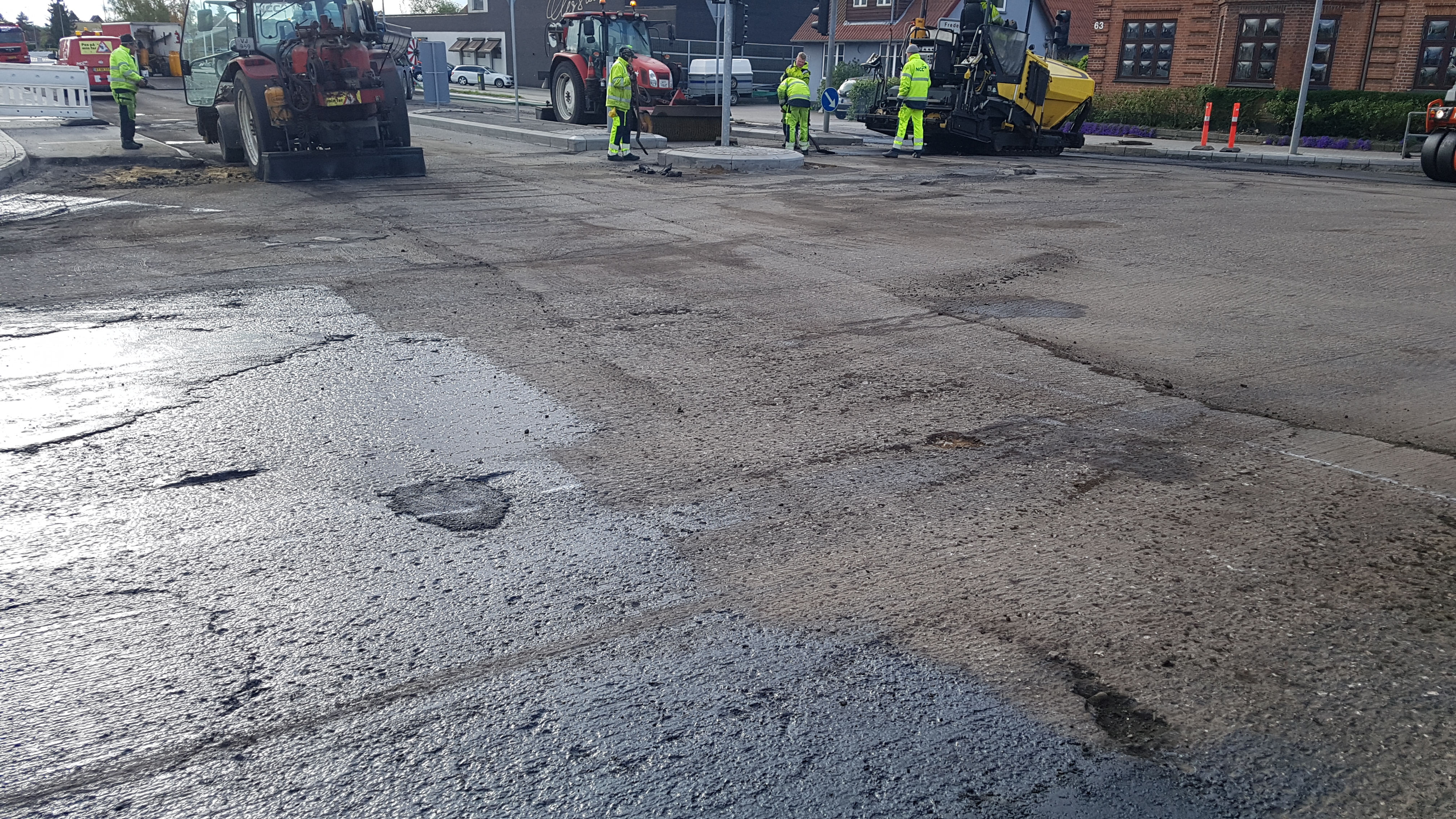 Reinforcement of intersection