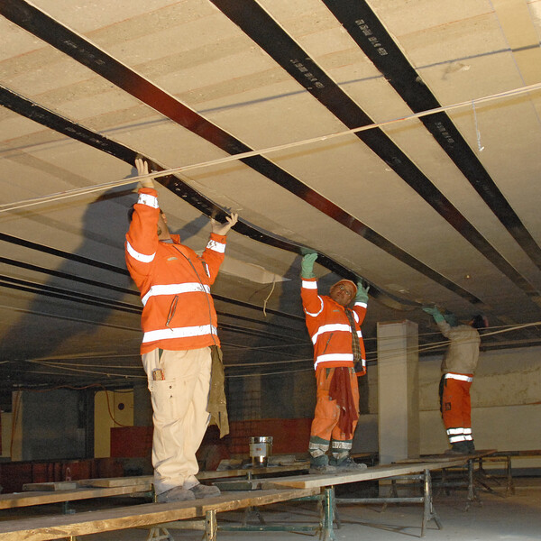 Surface applied S&P C-Laminate (bending)