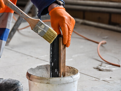 Cleaning immediately after use with Cleaner prevents the tools from sticking. Image: S&P