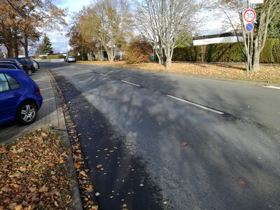 Road without damage to the surface